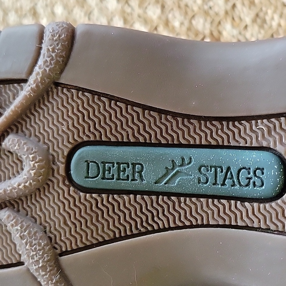 DEER STAGS baja taupe suede leather sandals. New in box. Size 10 - Picture 8 of 10